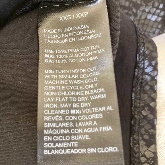 WHBM BLACK TEXTURED SHORT SLEEVED TEE with BANDED COLLAR SIZE XXS - Picture 14 of 14